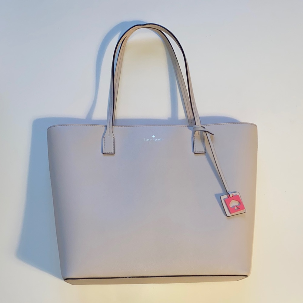 Kate Spade Abbey Street Glenn tote like new